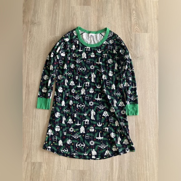 Hanna Andersson Other - Hanna Andersson Women’s Christmas Star Wars Pajama Nightgown - Size Large